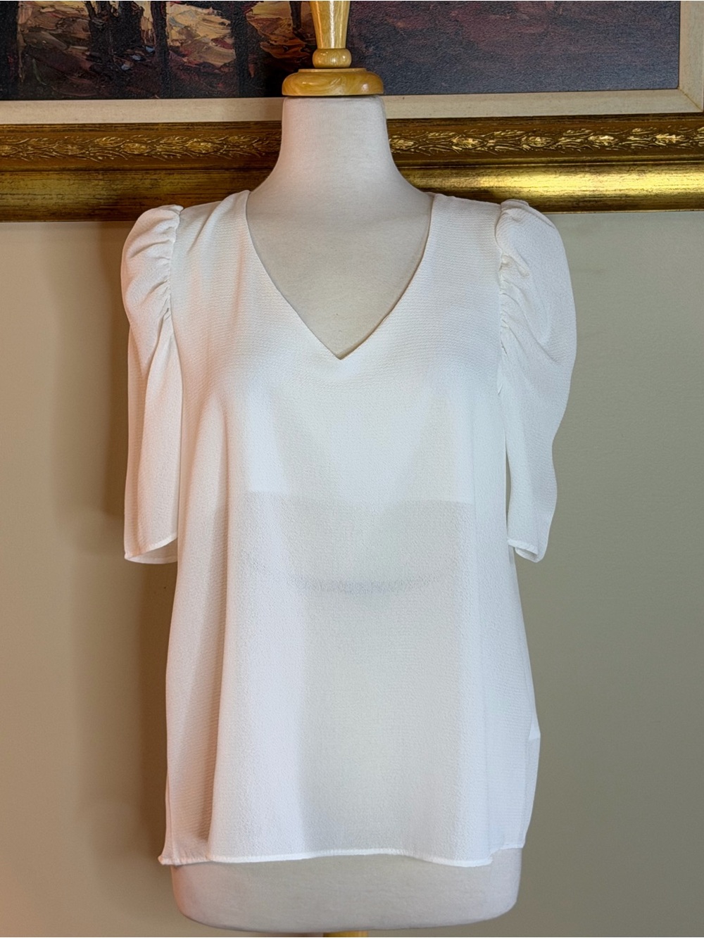 Vine & Love | NWT White V-Neck Puff Sleeve Blouse